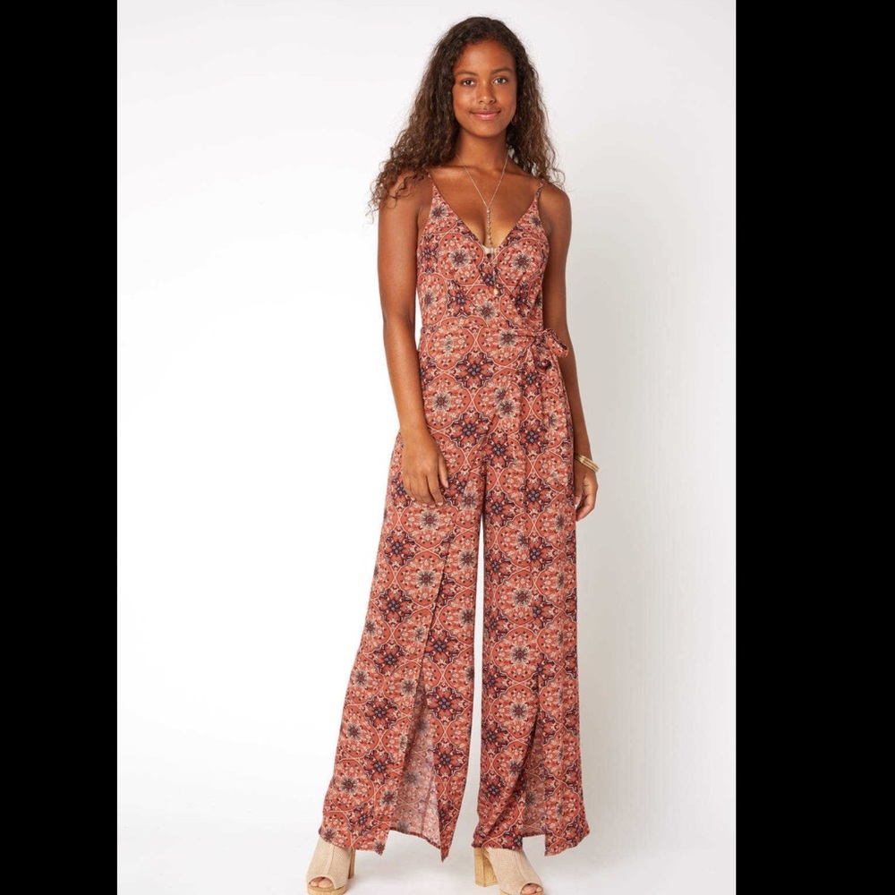 Juniper Blu Printed Wrap Front Split Leg Crepe Ju… - image 1